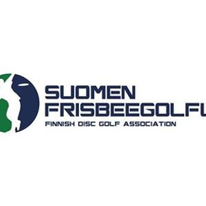 finnische-amateurin-bbw-schoene-maedchen-vervollkommnen-nackte-hintern