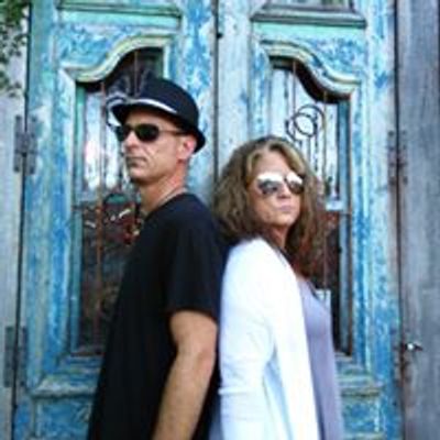 Two Fontaines Acoustic Duo