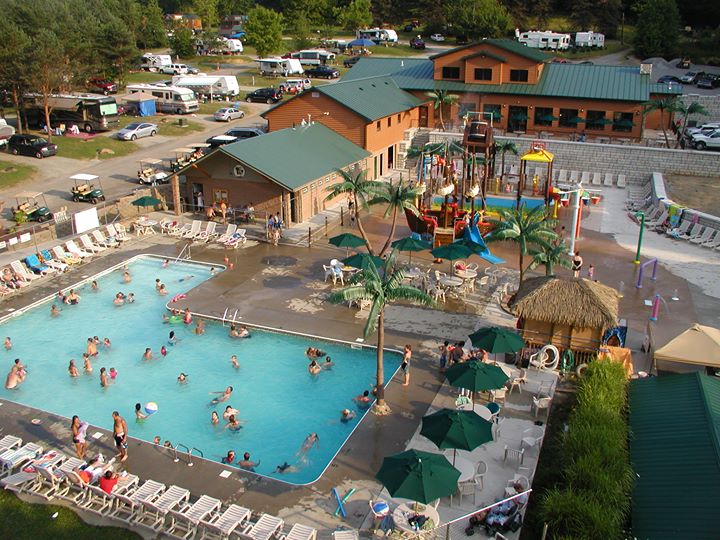 Christmas in July Weekend at Yogi Bear's Jellystone Park Camp-Resort