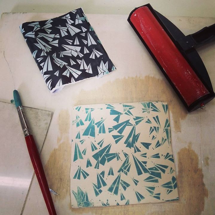 Workshop di stampa su ceramica at alba, bologna Stampa su ceramica