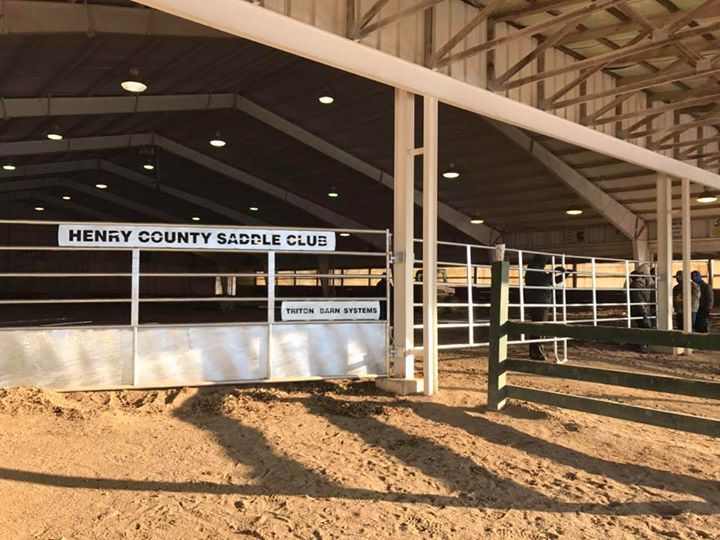 Hoosier Palomino Show At Henry County Saddle Club New Castle