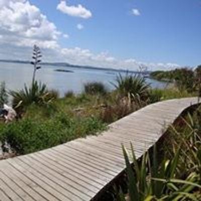 Te Atatu Peninsula Library