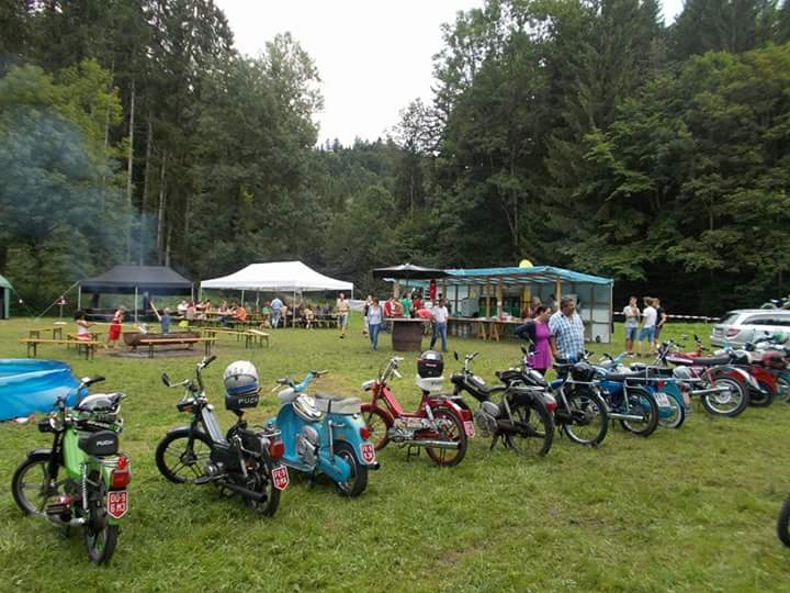 M.F.G beim Puch Treffen in Satteins - Mofa Freunde Gtzis 