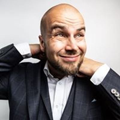 Koomikko Tomi Haustola