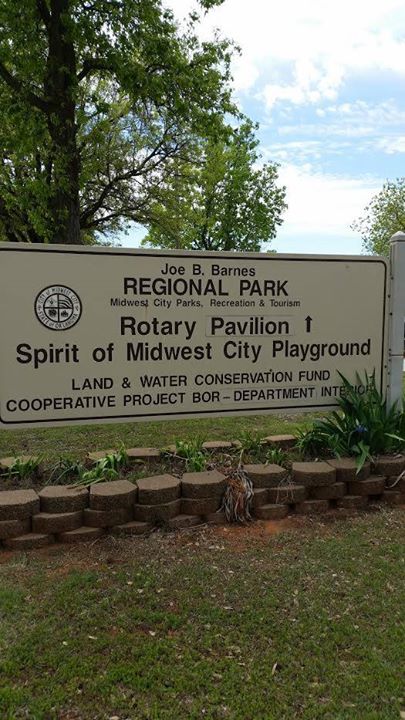 Friends Picnic Day At Joe B Barnes Regional Park Midwest City