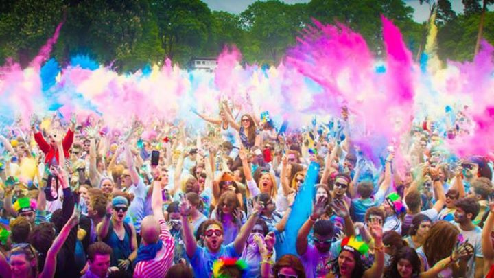 Best places to celebrate Holi in India, mumbai