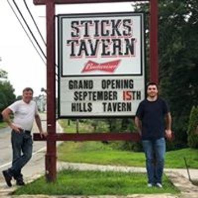 Hill’s Tavern & Grill