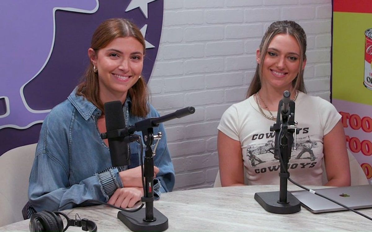 Chicks In The Office Podcast - Ria Ciuffo and Fran Mariano at Town Hall New York, 12 June | Event in New York