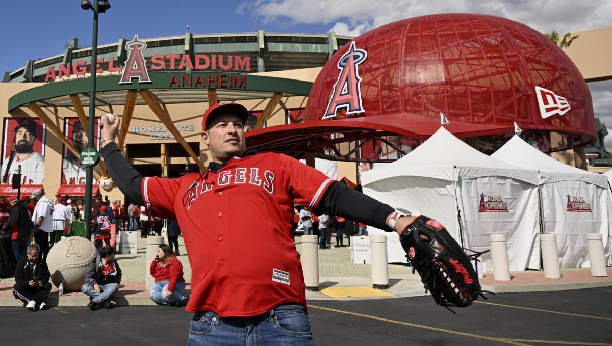 Arizona Diamondbacks at Los Angeles Angels at Angel Stadium of Anaheim, 10 June | Event in Anaheim | AllEvents