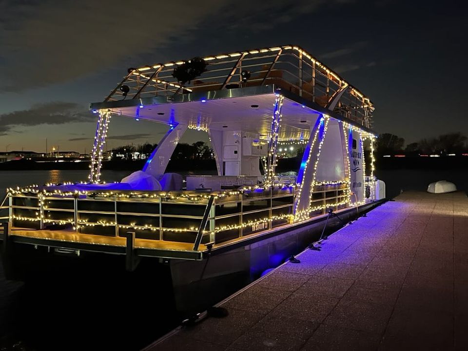 Christmas Boat Light Parade, The Harbor Rockwall, 16 December 2023
