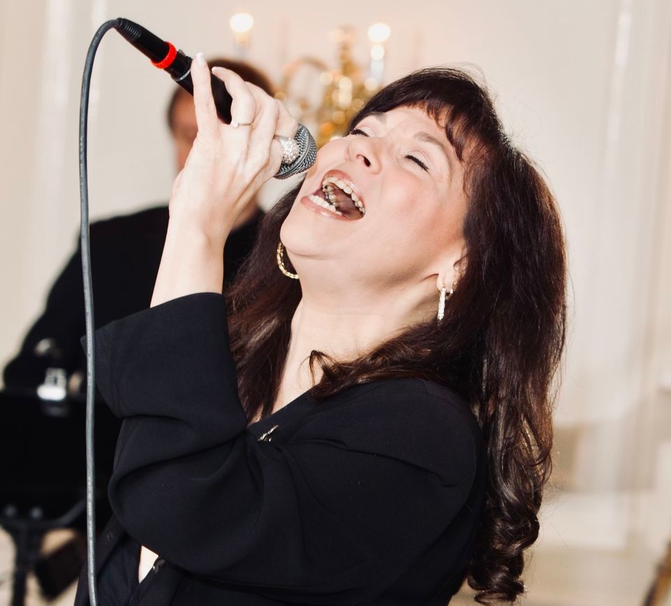 Elana & Erik LIVE Cork & Barrel!, Cork & Barrel Pub & Restaurant