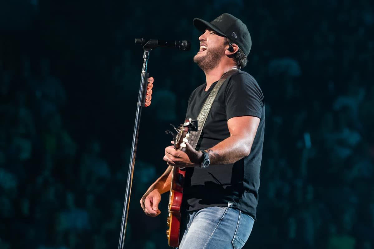 Luke Bryan Rogers Tickets, 19 June | Event in Rogers | AllEvents