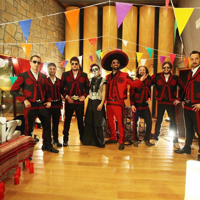 Los Zopilotes Txirriaos