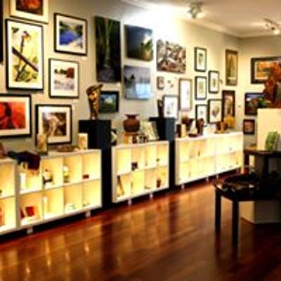 Red Trillium Gallery