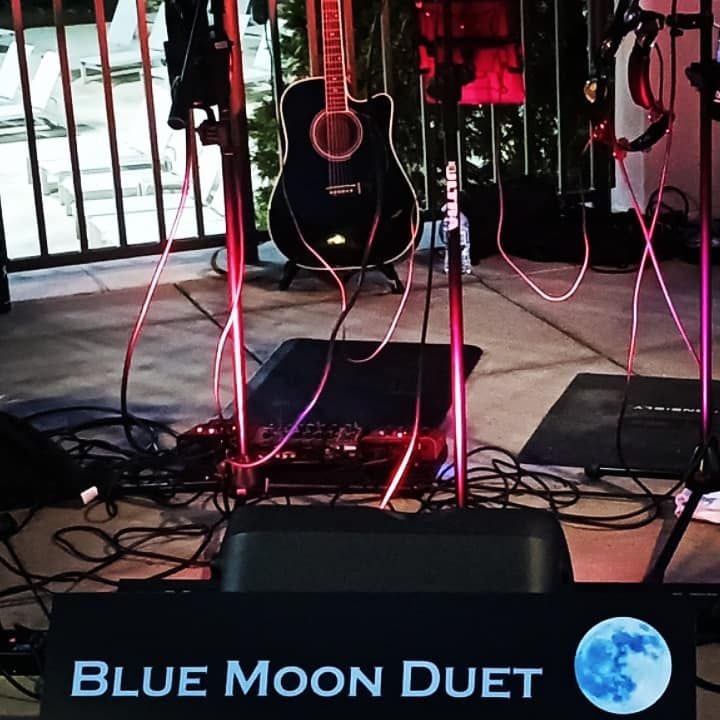 LIVE MUSIC Blue Moon Duet, Moss Rock Tacos & Tequila, Hoover, December