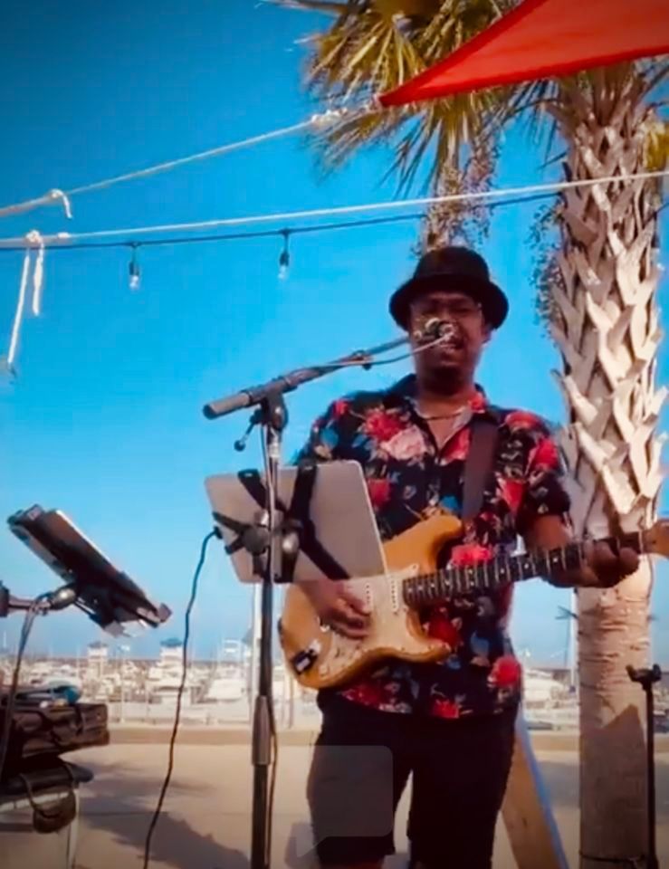 Anderson Domingues Wednesday Vibes at Flamingo Landing Gulfport