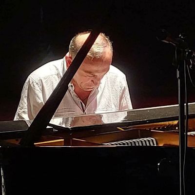 Vasili Kevlishvili logo