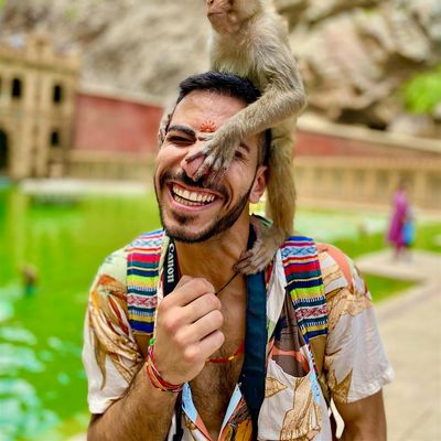 Fatto Per Il Mondo logo