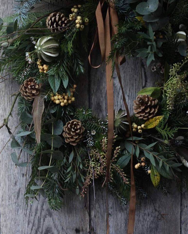 Luxury Wreath The Three Horseshoes Inn, Hanley Castle