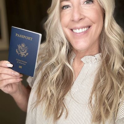 Sandy Dickerhofe - Travelmation Travel Advisor logo