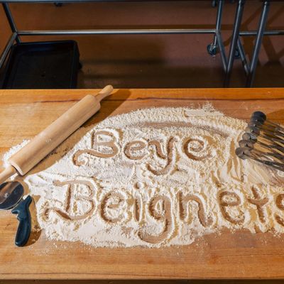 Beye Beignets logo