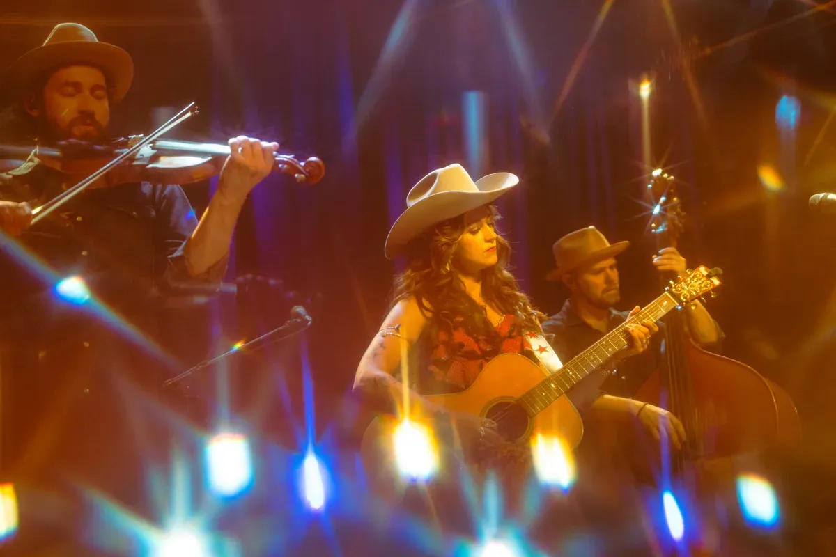 Parking Mumford & Sons with Sierra Ferrell, 25 October | Event in Austin | AllEvents