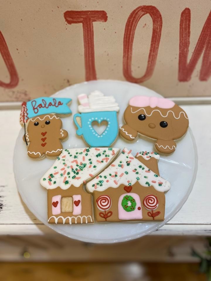 Gingerbread House Cookie Decorating Class Black Box Ice Cream Truck gingerbread-house-cookie-decorating-class-black-box-ice-cream-truck