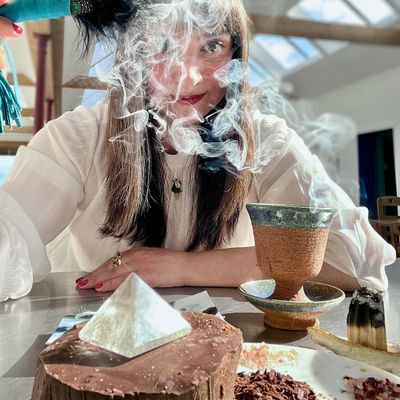 Sarah-Alexandra Teodorescu logo