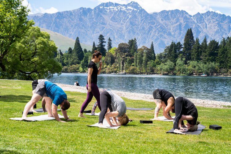 Yoga Mountain Club Five Mile , Five Mile Centre Queenstown, January