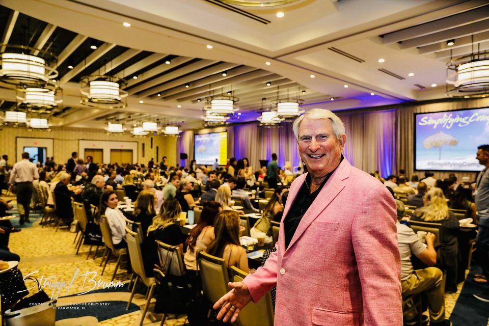 Simplifying Complex Cosmetic and Restorative Dentistry , Wyndham Grand