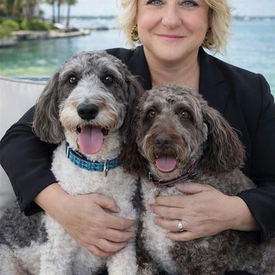 Michelle Stewart - FL Panhandle Realtor logo