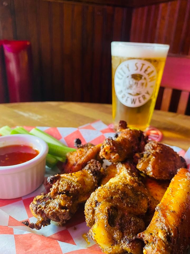 Wednesday Wings & Pint Special, City Steam Brewery, Hartford, January