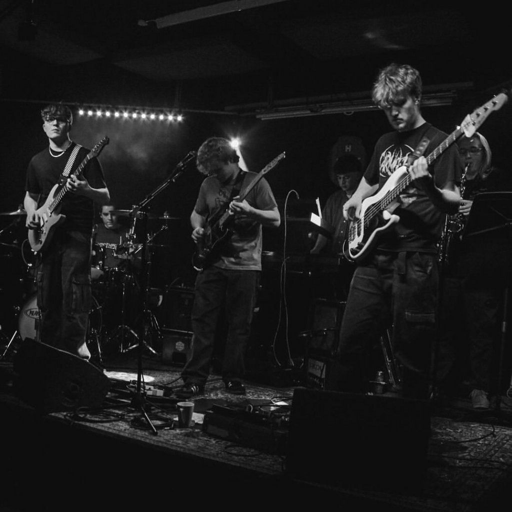 Señor Pink + Twinsize + Imaginary Husband + Ponzo @ The Fenton, 12 December | Event in Leeds | AllEvents