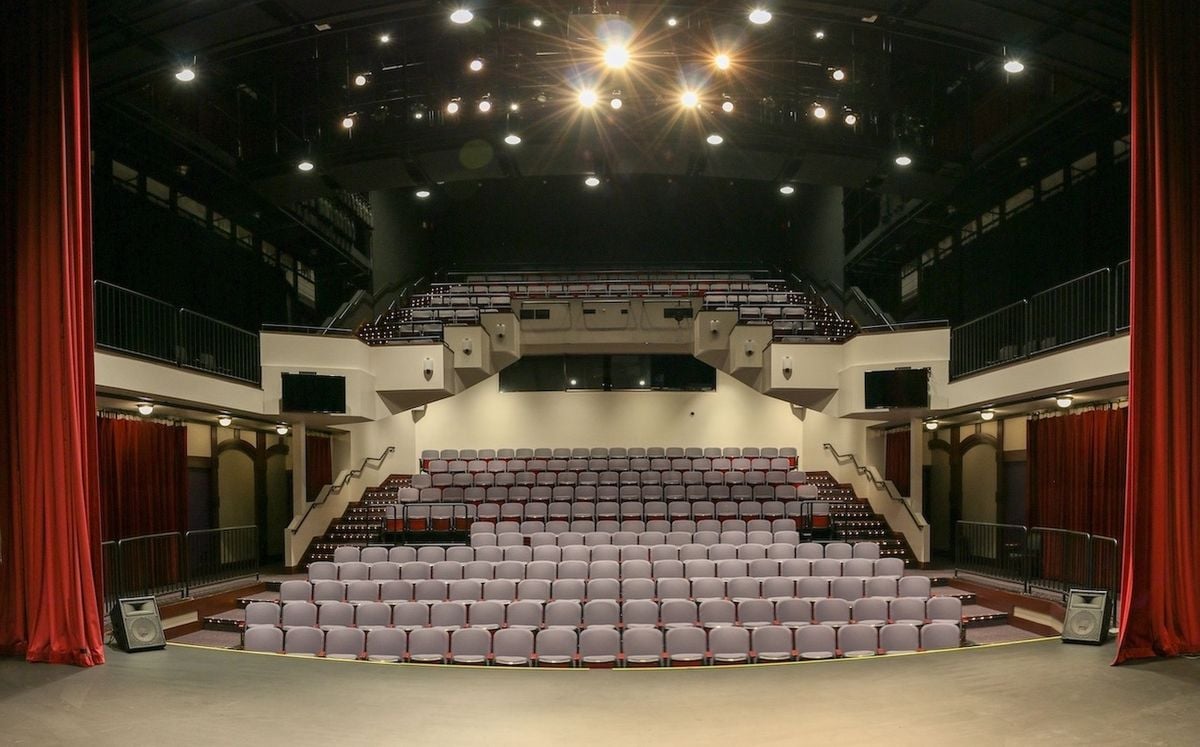 Control Line Event Lorie Line, Martin Luther College Auditorium, New Ulm, 14 December 2026 ...
