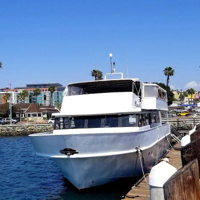 Chere Amie Yacht Charters logo