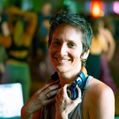 5Rhythms with Rivka