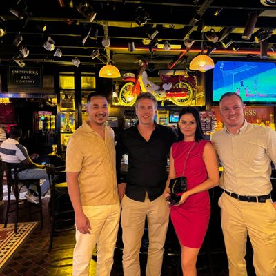 Ermantourage Foodies Team logo