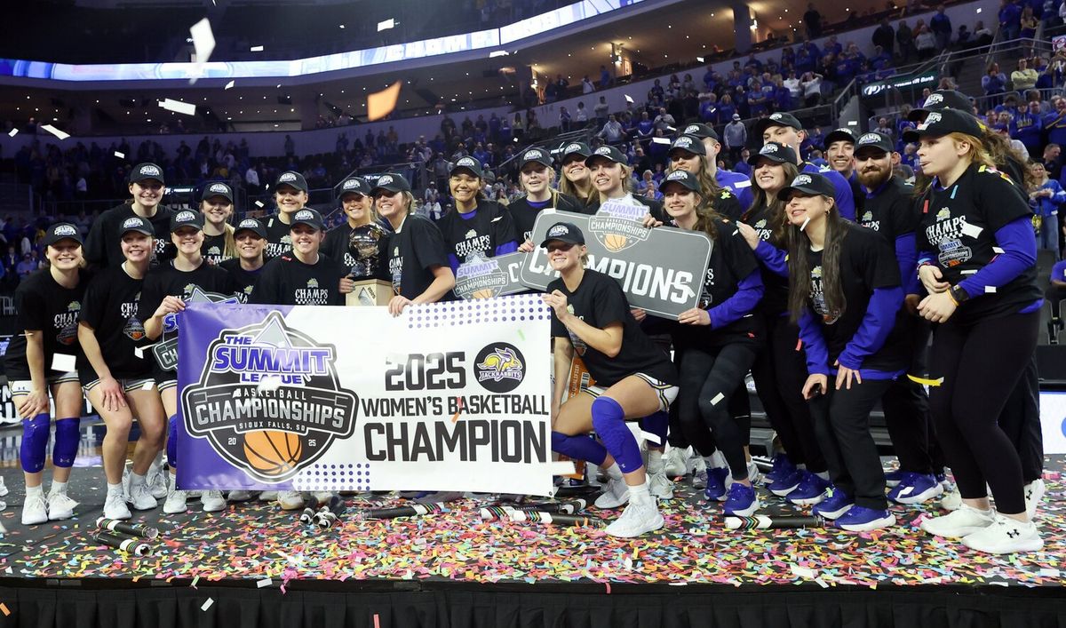 South Dakota State Jackrabbits at Northern Iowa Panthers Mens
