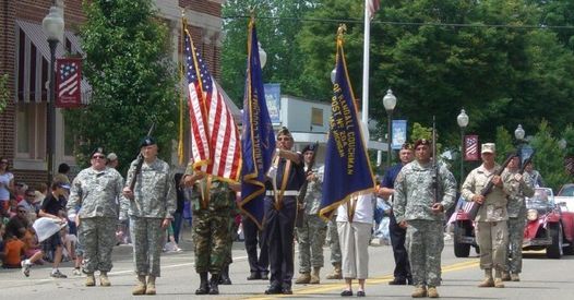 Holidazzle Parade Events In The City Top Upcoming Events For Holidazzle Parade Wheaton Memorial Day Parade 2022