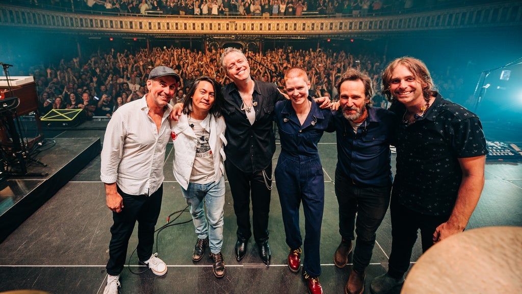 SOLD OUT - Jason Isbell and the 400 Unit