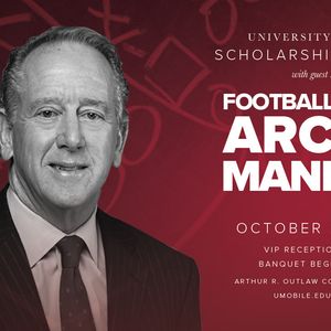 Archie Manning at Heindl Center for Performing Arts