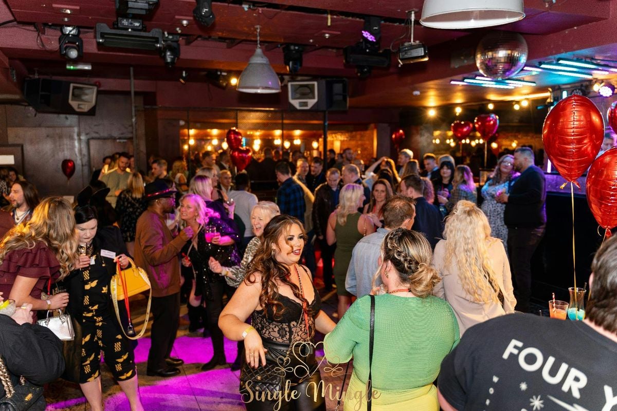 Single Mingle - 30's &amp; 40's - 18th October 2025, 18 October | Event in Liverpool | AllEvents