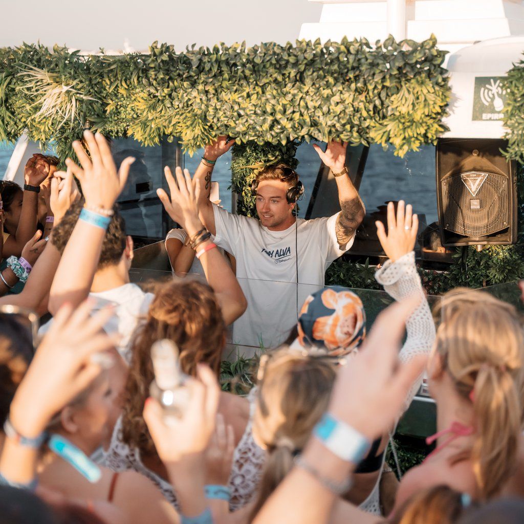 Pukka Up | Ibiza No1 Daytime Boat Party | Saturdays | Event in Sant Antoni De Portm | AllEvents