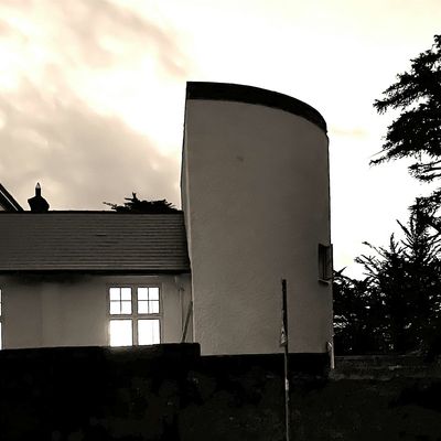 White Chapel Somerset logo