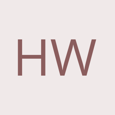 Hayley Watts logo