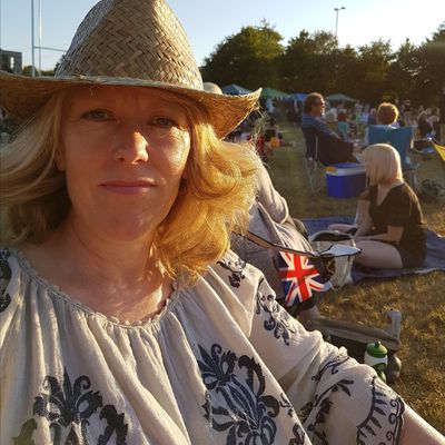 Great Feeling Creative logo