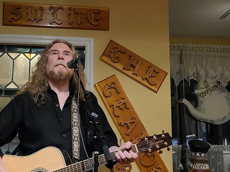 ED RYAN SWING THE TEAPOT in Floral Park (New Big Stage and Expanded Room), Swing the Teapot