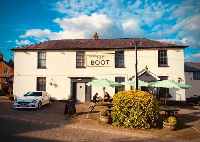Saturday session July Jollity at the Boot, The Boot, Soulbury