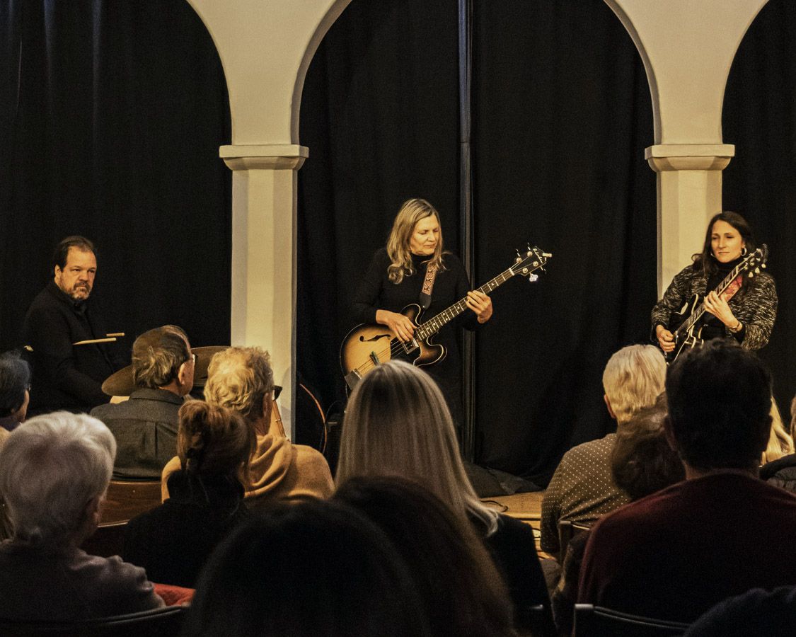 Molly Miller Trio at Evanston SPACE, 18 June | Event in Evanston | AllEvents