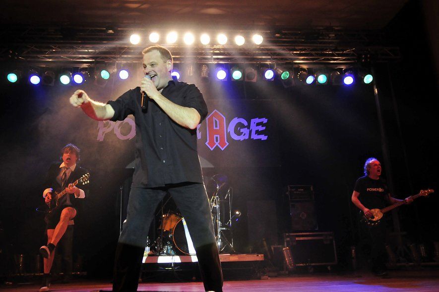 POWERAGE - AC/DC Tribute Band, Bahnhof Fischbach, Friedrichshafen, 30 ...